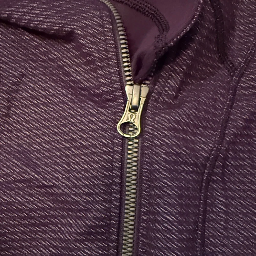 Lululemon Athletica Deep Purple Jacket - Picture 5 of 6